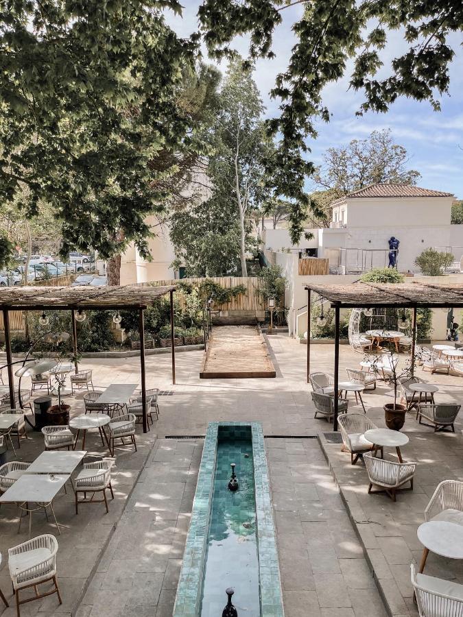 Hotel Le Saint Remy & Spa Екстериор снимка